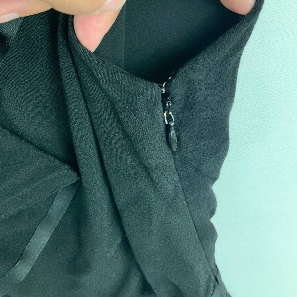 Anthropologie Elevenses Lexa Ruffle Romper Size 4 - Picture 8 of 9